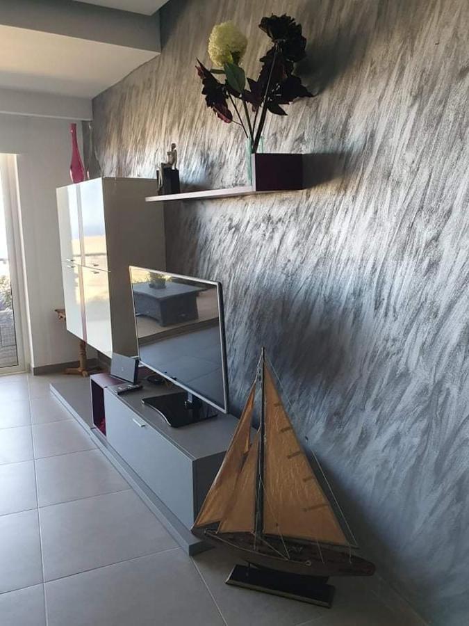 Sunset Holiday Apartment With Communal Pool + Views Ghajn Melel Exterior photo