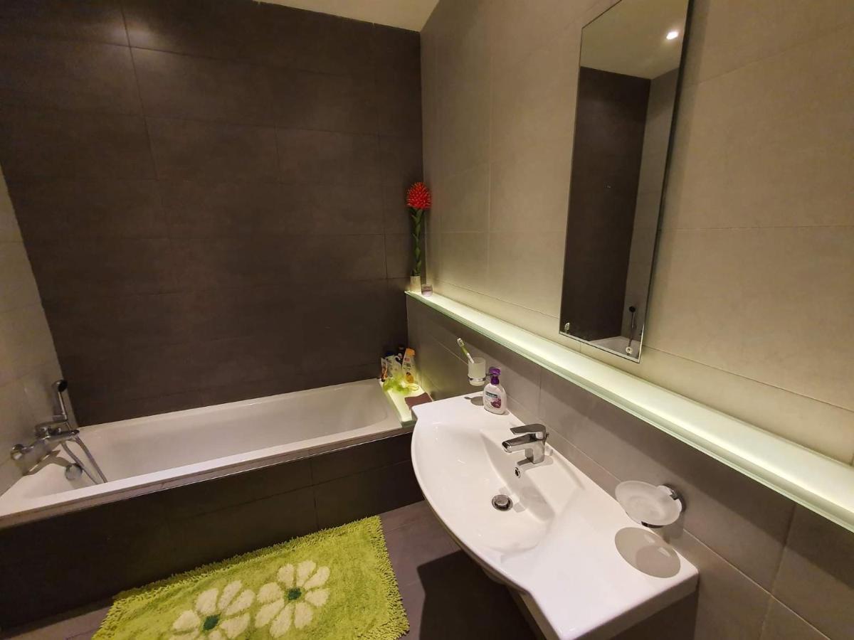 Sunset Holiday Apartment With Communal Pool + Views Ghajn Melel Exterior photo